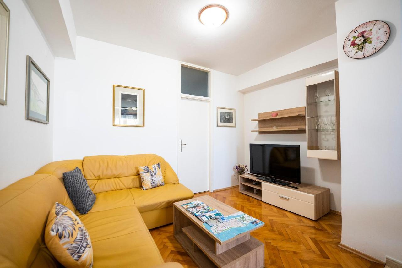 Apartment Suzy 扎达尔 外观 照片